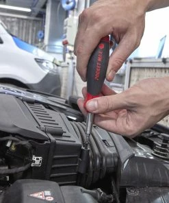 Wiha 45292 PocketMax® 1/4" 8 Piece Bit Holding Magnetic Screwdriver - Industrial -Screwdriver And Bits Shop Anw SB3803050 PocketMax mech Motorraum 03 scaled 1